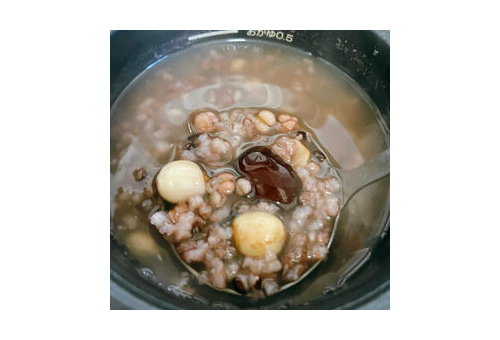 桔梗甘草粥：宣肺祛痰、利咽止咳的养生良方
