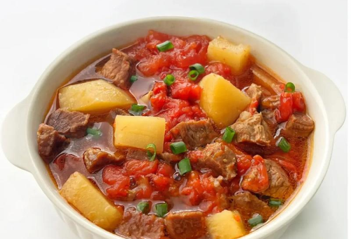 番茄土豆牛肉汤：美味与养生兼具的滋补汤品